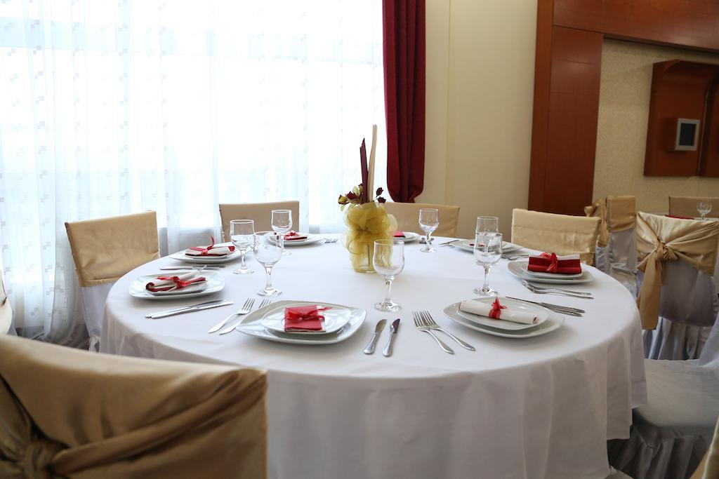 Hotel Apollonia Приштина Экстерьер фото